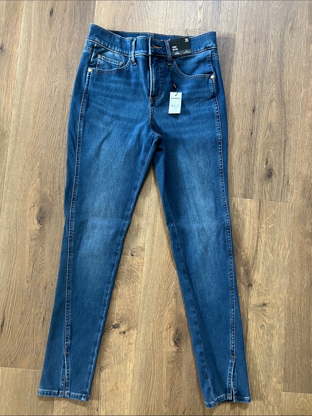 Express Skinny Mid rise